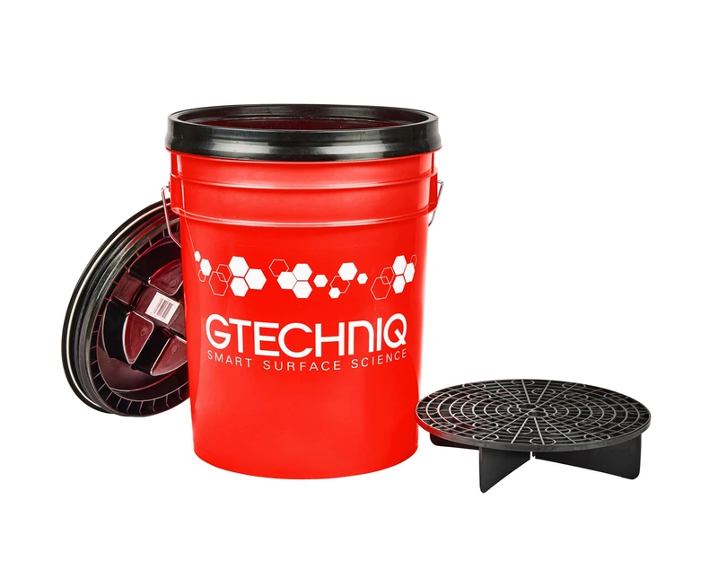 Manufacturer product photograph: Gtechniq bucket with lid; packaging size may differ from the linked product